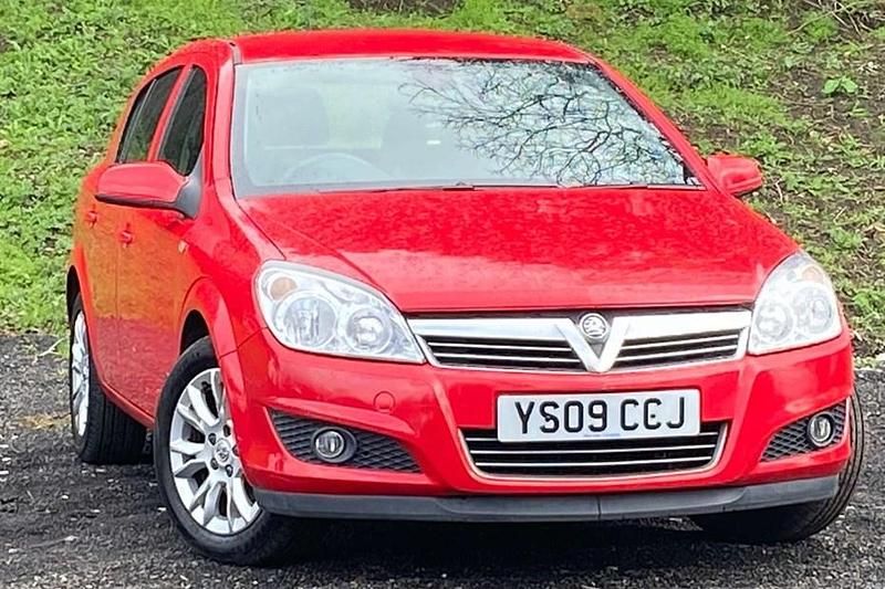Used Vauxhall Astra Active 2009 Red Hatchback