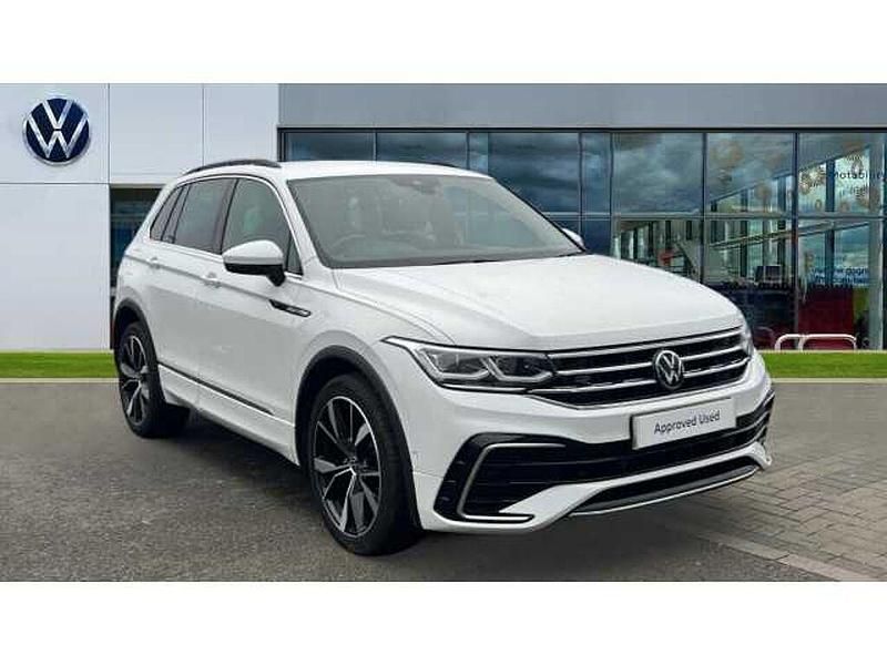 White Used 2023 VW Tiguan R-line SUV | £27,936 (Fair price) - Image 1/4