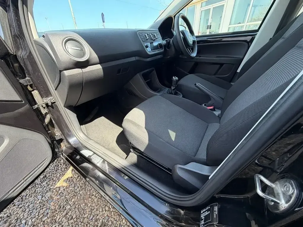 Usado Skoda Citigo Colour Edition 60 CV (44 kW) 2016 Negro Utilitario