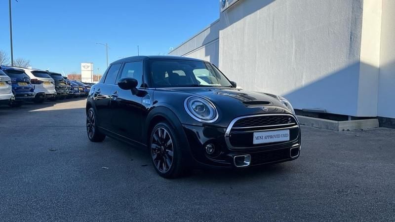 Black Used 2020 Mini Cooper S Exclusive Hatchback | £18,890 (Fair price) - Image 1/4