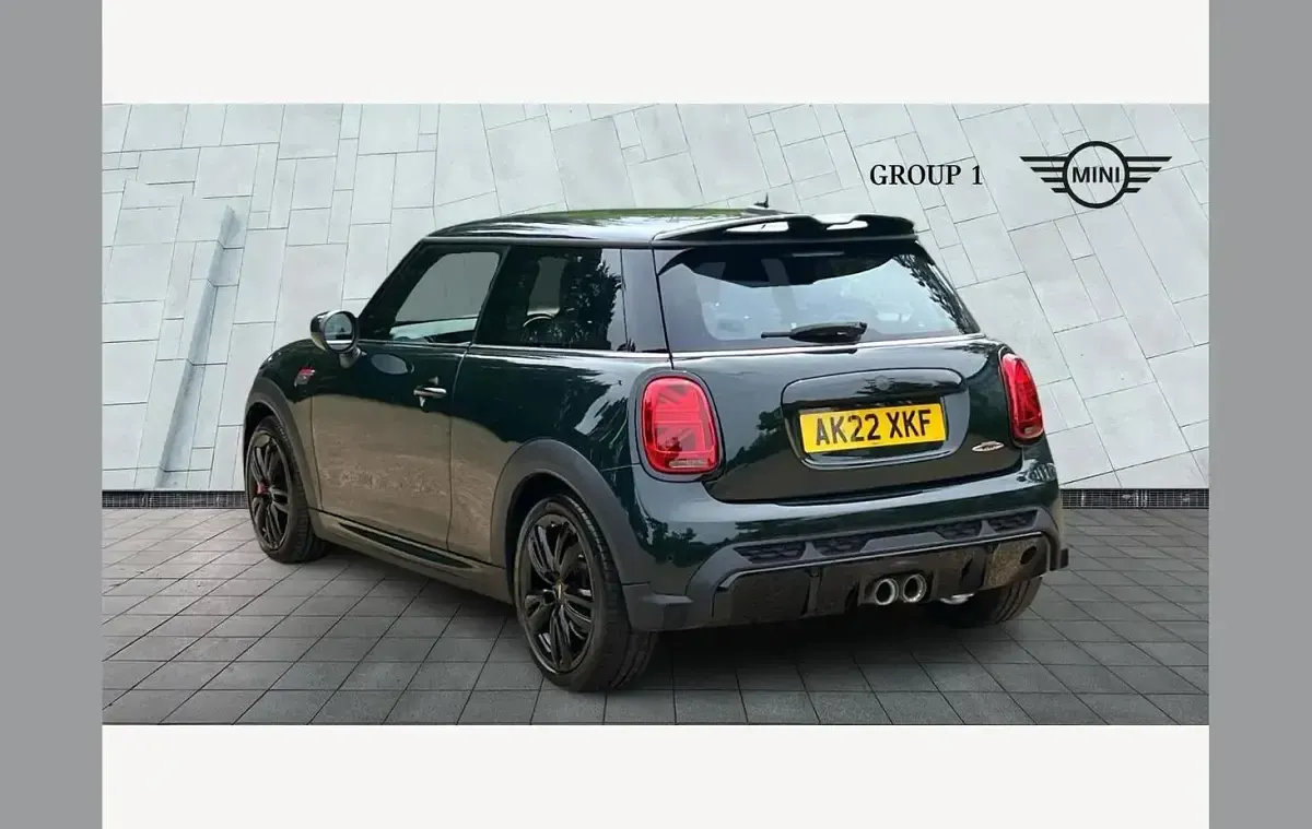 Used Mini John Cooper Works Hatch 231 HP (169 kW) 2022 Green Hatchback