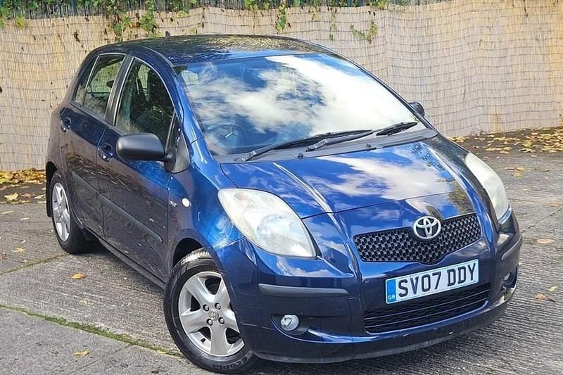 Blue Used 2007 Toyota Yaris Hatchback | £1,395 (Good price) - Image 1/1
