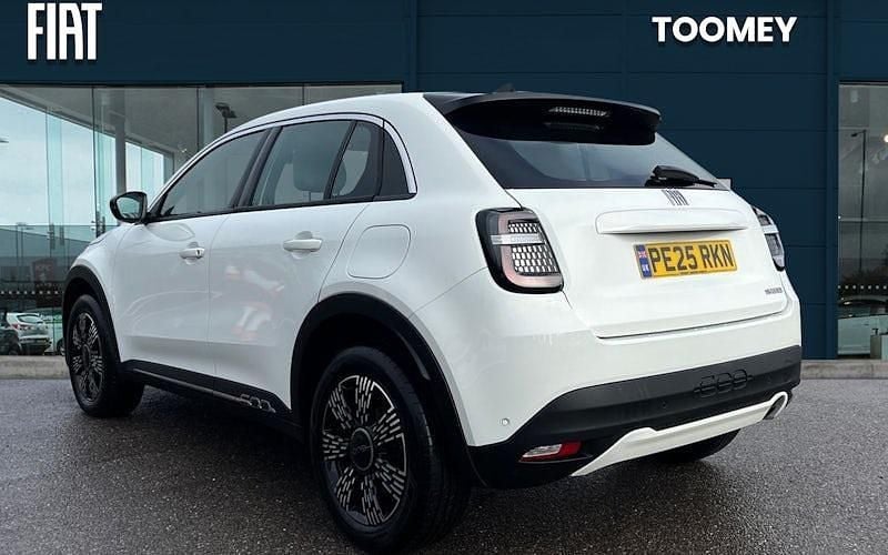 Used Fiat 600 101 HP (74 kW) 2025 Hatchback