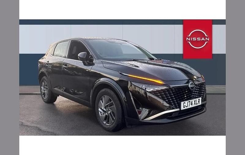 Black Used 2024 Nissan Qashqai Acenta Premium SUV | £18,344 (Good price) - Image 1/4