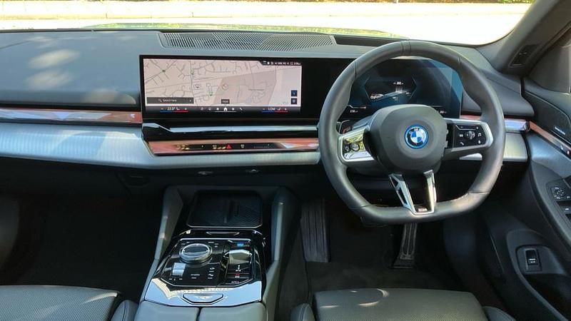 Used BMW i5 M Sport 246 kW (335 HP) 2025 White Sedan