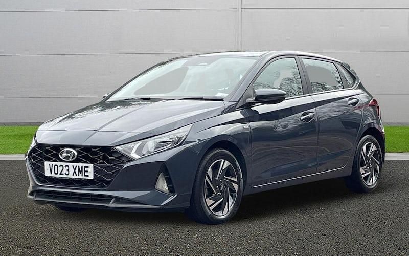 Used Hyundai i20 SE 101 HP (74 kW) 2023 Grey Hatchback