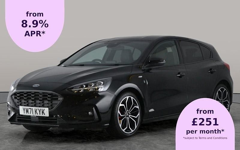 Used 2020 Ford Focus ST-Line X Hatchback | £16,327 (A bit pricey) - Image 1/2