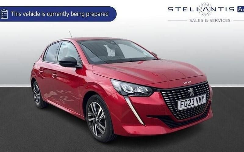 Used Peugeot 208 Allure+ 102 HP (75 kW) 2023 Hatchback