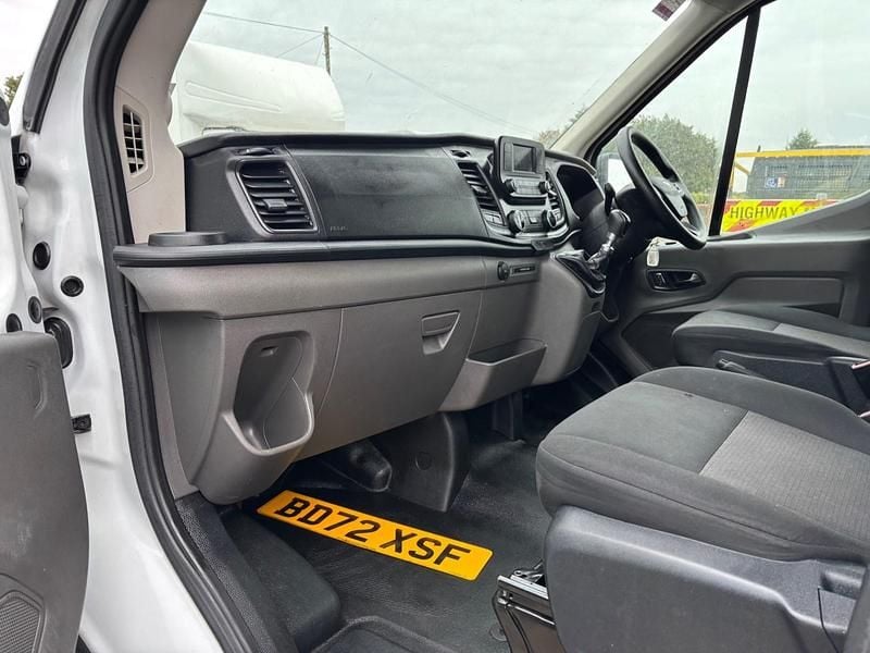 Used Ford Transit 170 HP (125 kW) 2023 White Cabriolet