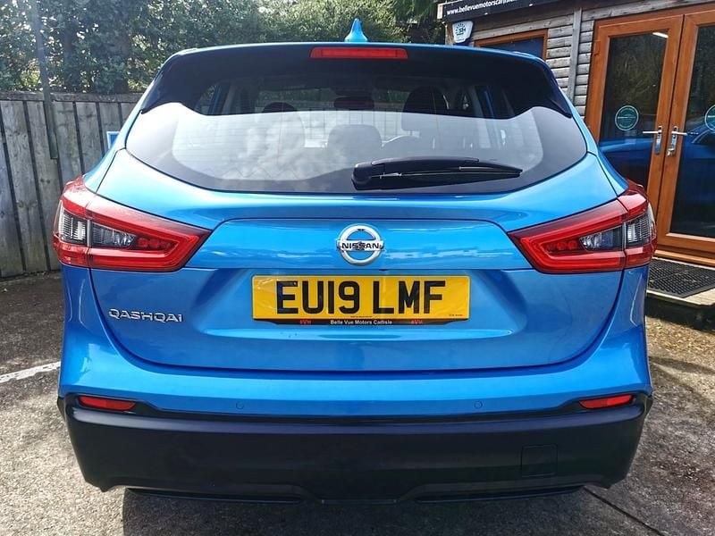 Used Nissan Qashqai Acenta Premium 115 HP (84 kW) 2019 Blue SUV