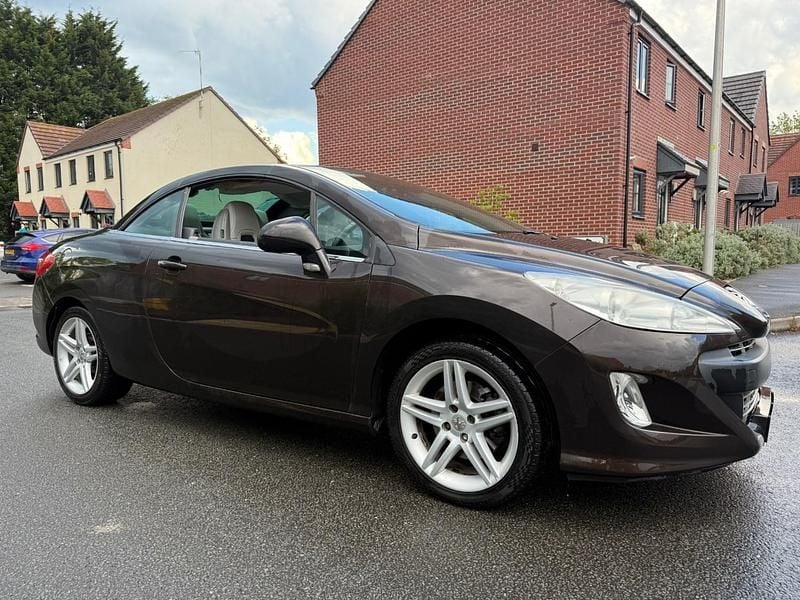Brown Used 2010 Peugeot 308 CC Cabriolet | £2,250 (Fair price) - Image 1/4