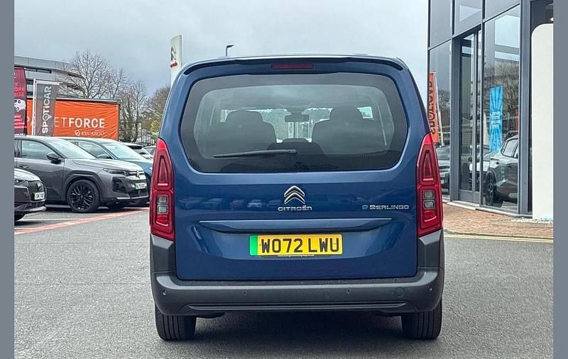 Used Citroën e-Berlingo Feel 100 kW (136 HP) 2023 Blue MPV