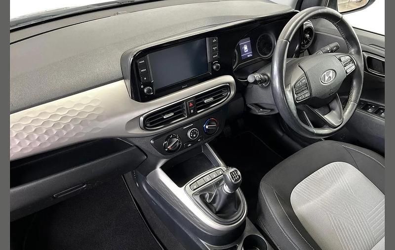 Used Hyundai i10 Premium 83 HP (61 kW) 2020 Other Hatchback