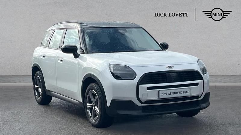 White Used 2024 Mini Countryman SUV | £27,495 (Fair price) - Image 1/4