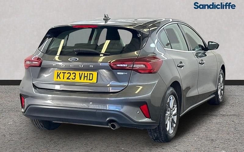Used Ford Focus Titanium 155 HP (114 kW) 2023 Grey Hatchback