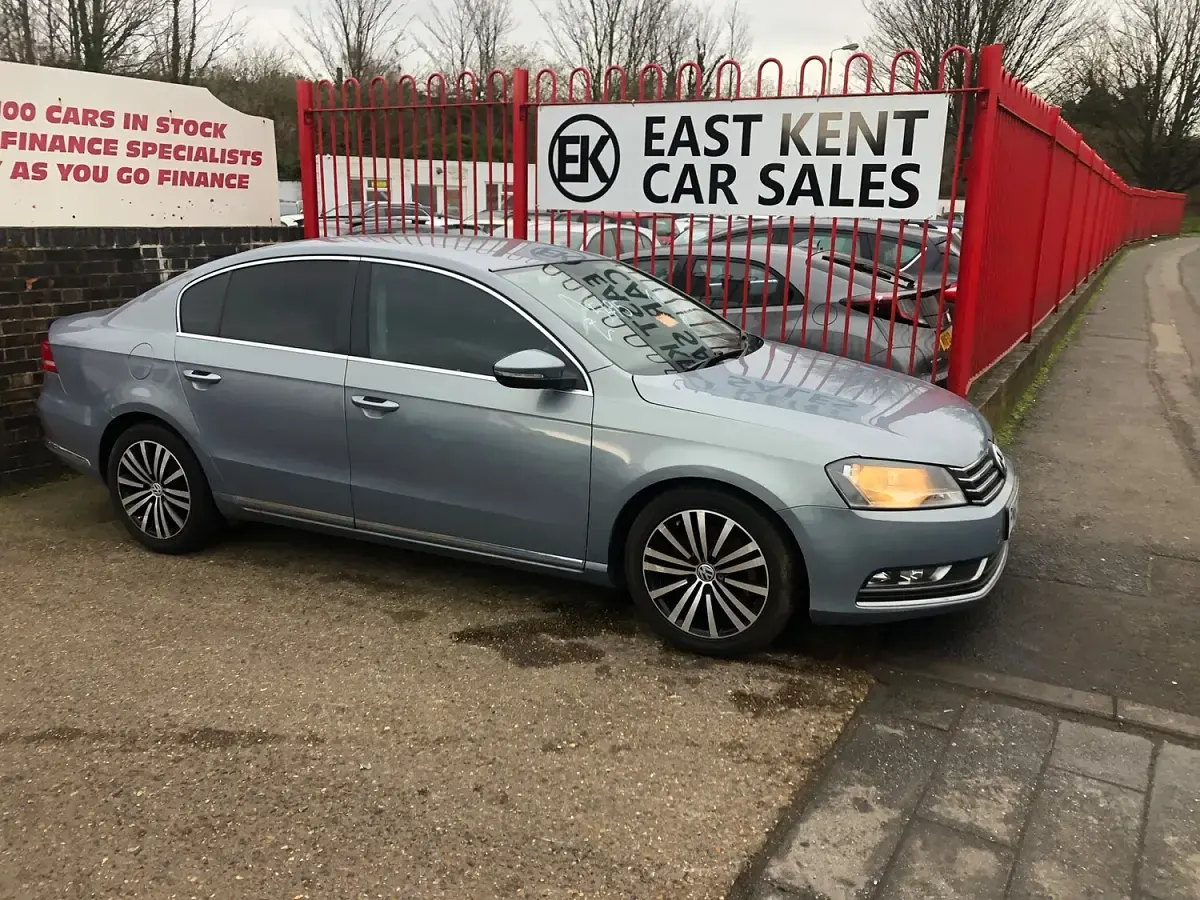 Used VW Passat Sport 140 HP (102 kW) 2013 Grey Sedan