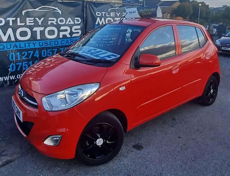 Red Used 2012 Hyundai i10 Active Hatchback | £1,895 (Fair price) - Image 1/4