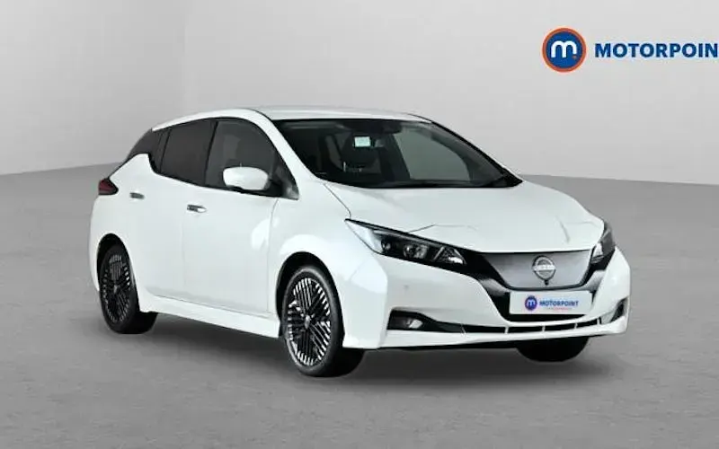 Second-hand Nissan Leaf N-Connecta 110 kW (150 CP) 2025 Hatchback