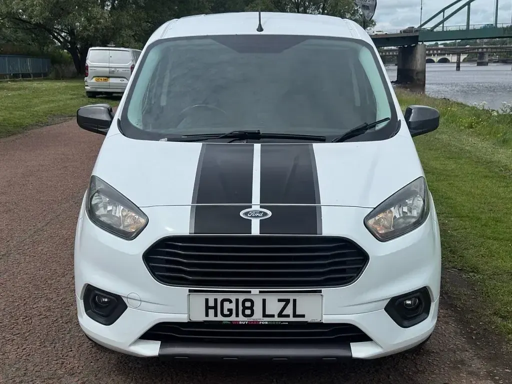 Used Ford Transit Sport 100 HP (73 kW) 2018 White Van