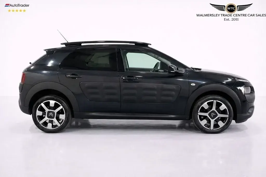 Używany Citroën C4 Cactus Flair 110 KM (80 kW) 2016 Czarny Hatchback