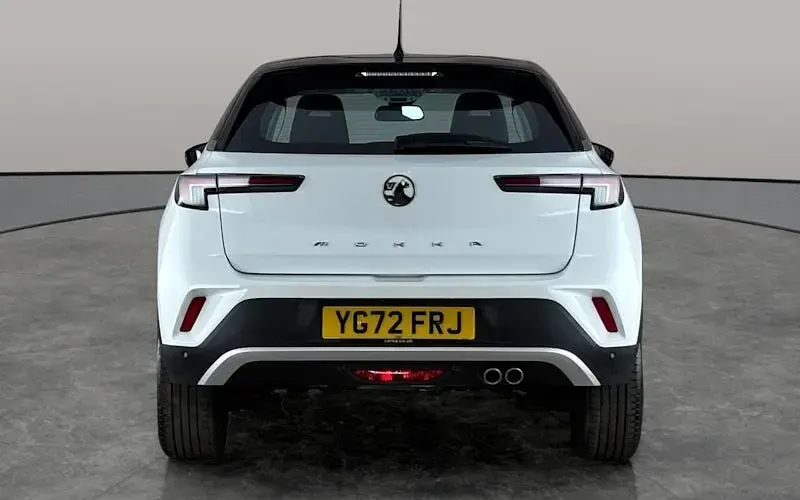 Used Vauxhall Mokka Edition 131 HP (96 kW) 2022 White SUV