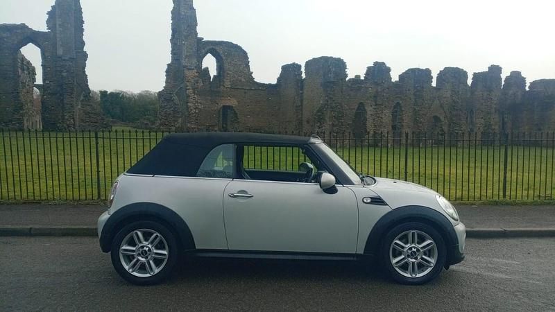 Used Mini Cooper D Cabriolet 112 HP (82 kW) 2013 Silver Cabriolet