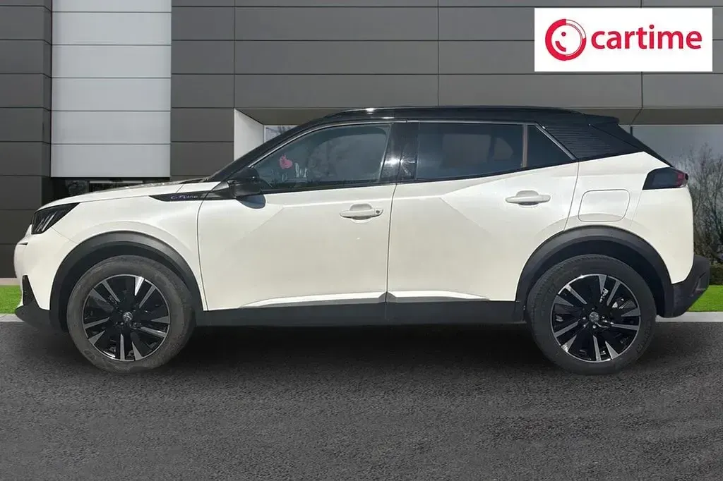 Used Peugeot 2008 GT-line 130 HP (95 kW) 2020 White SUV