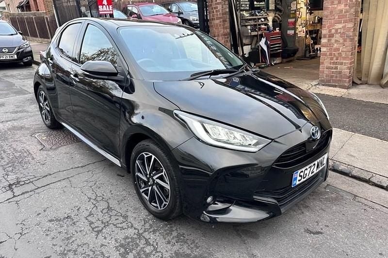 Used 2022 Toyota Yaris Hybrid Design | £16,495 (Fair price) - Image 1/1