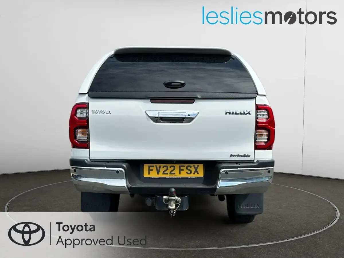 Second-hand Toyota HiLux 2022 Alb Pickup