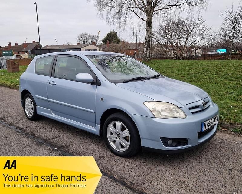 Used Toyota Corolla 2005 Blue Hatchback