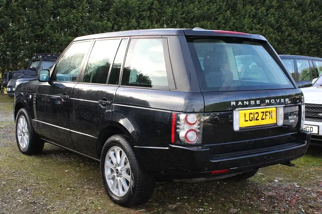 Used Land Rover Range Rover Vogue 313 HP (230 kW) 2012 Black SUV