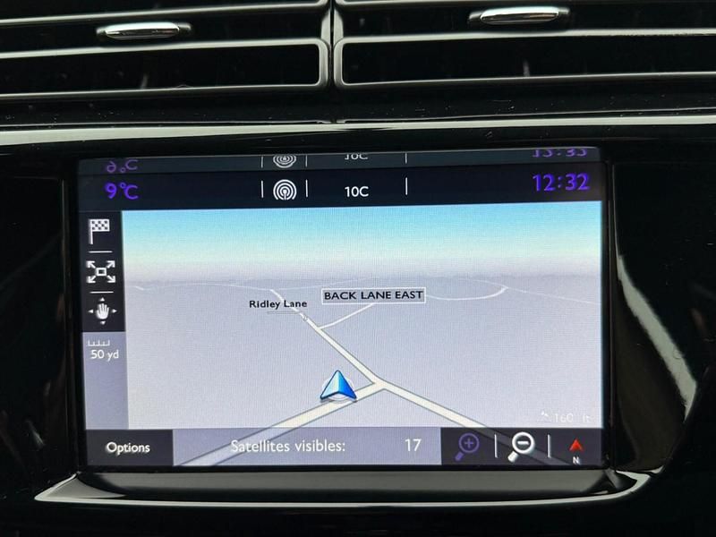 Used DS Automobiles DS3 2018 Cream Hatchback