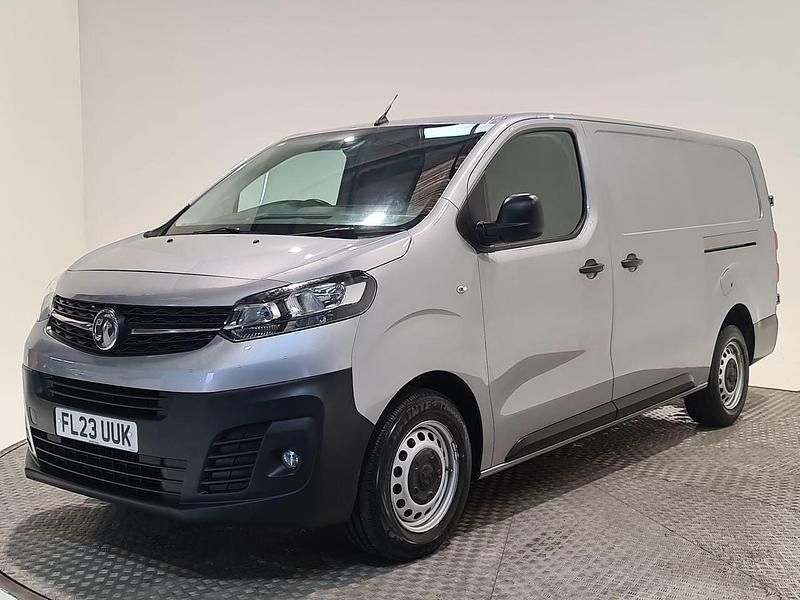 Used Vauxhall Vivaro 100 HP (73 kW) 2023 Grey MPV