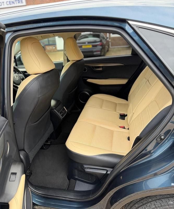 Used Lexus NX300h Luxury Line 2015 Blue SUV