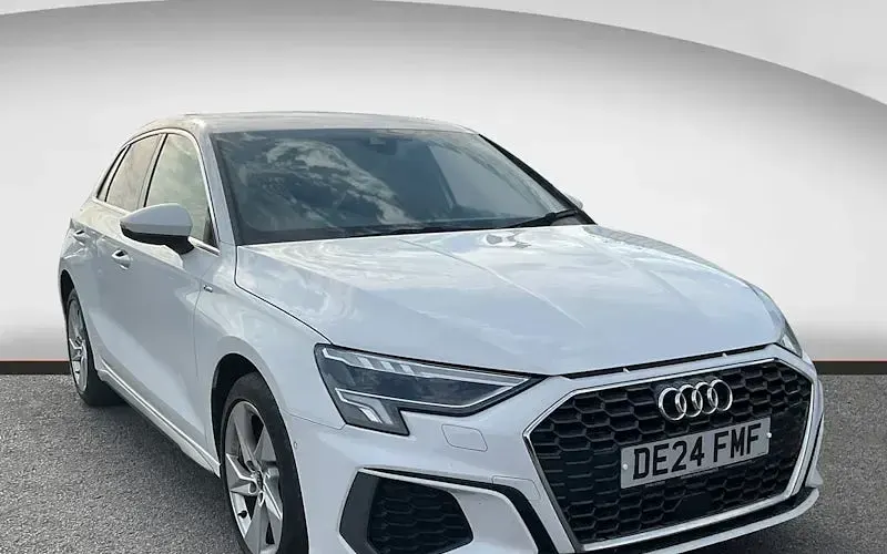 Used Audi A3 Sportback e-tron S-Line 204 HP (150 kW) 2024 Hatchback