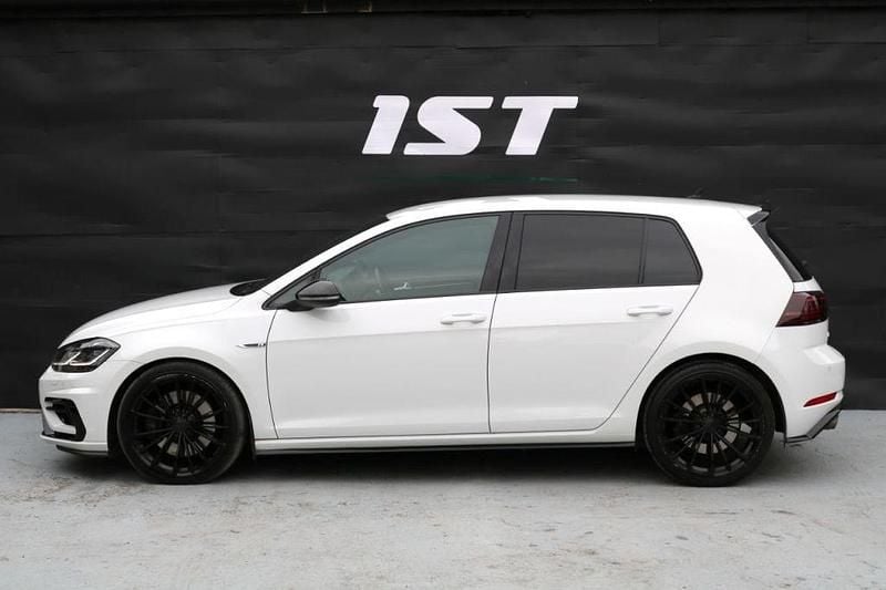 Used VW Golf VII R 2017 White Hatchback