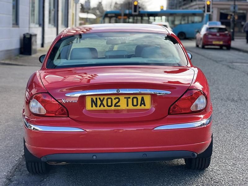 Używany Jaguar X-type SE 2002 Czerwony Sedan/Limuzyna