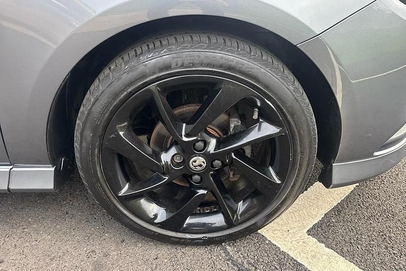 Used Vauxhall Corsa SRi 90 HP (66 kW) 2019 Grey Hatchback