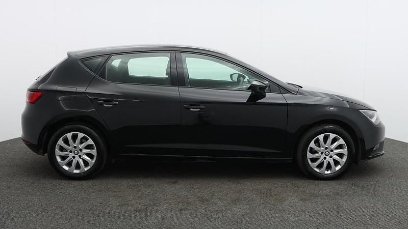 Used Seat Leon SE 125 HP (91 kW) 2015 Black Hatchback