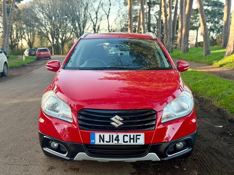 Used Suzuki SX4 S-Cross SZ4 120 HP (88 kW) 2014 Red Hatchback