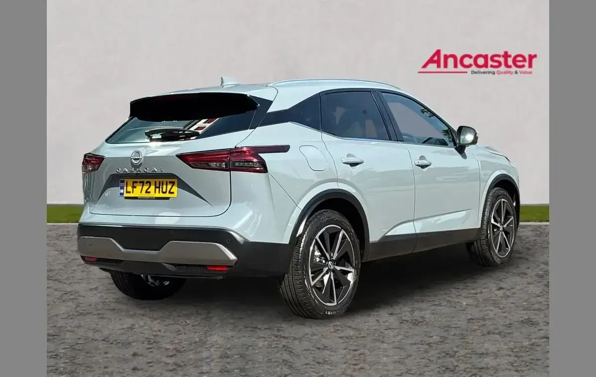 Used Nissan Qashqai Tekna 155 HP (114 kW) 2022 Grey SUV