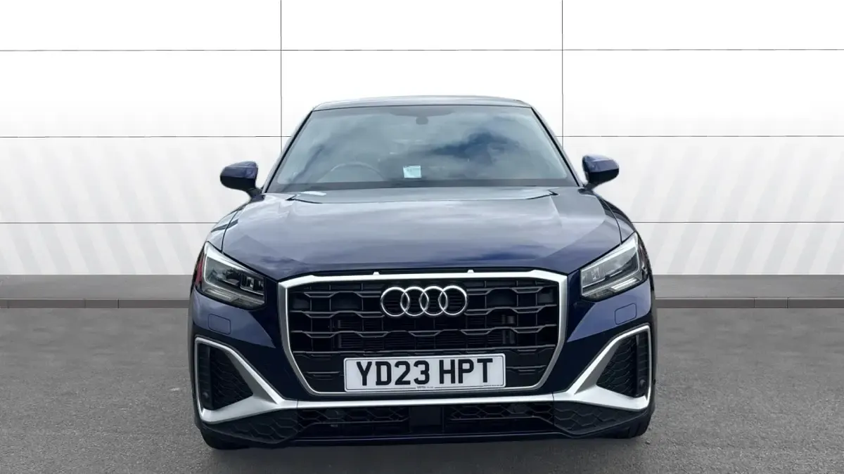 Used Audi Q2 S-Line 150 HP (110 kW) 2023 Blue SUV