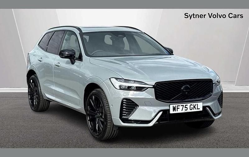 Used Volvo XC60 Plus 247 HP (181 kW) 2025 Grey SUV