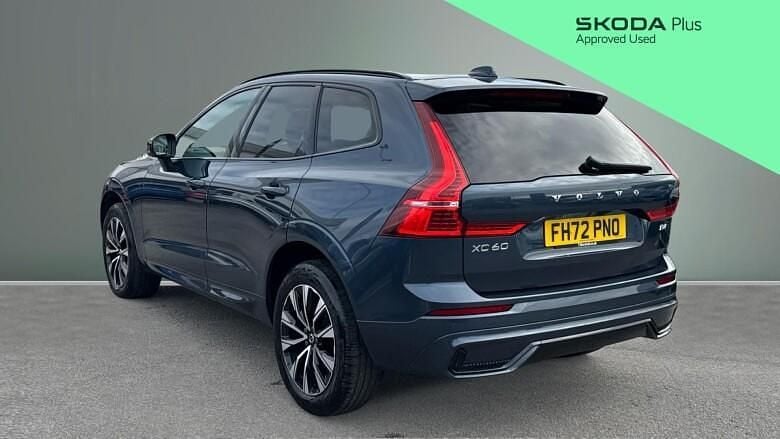 Second-hand Volvo XC60 Plus 197 CP (144 kW) 2023 Albastru SUV