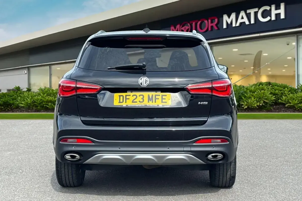 Used MG HS Exclusive 162 HP (119 kW) 2023 Black SUV