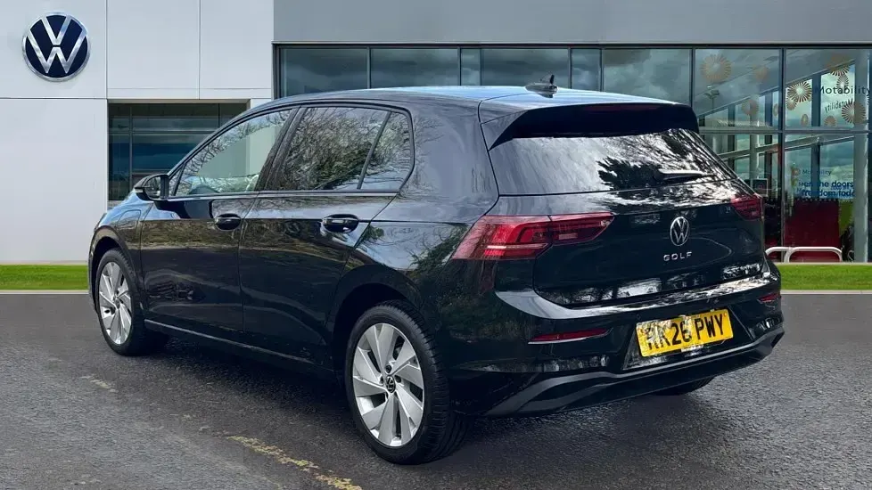Used VW Golf VIII Match 204 HP (150 kW) 2026 Grenadilla black metallic Hatchback