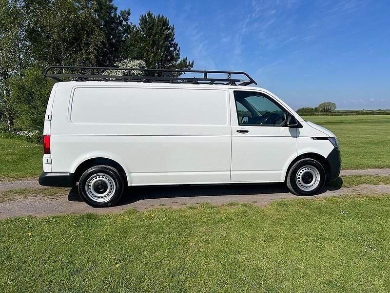 Used VW Transporter Startline 150 HP (110 kW) 2022 White Van