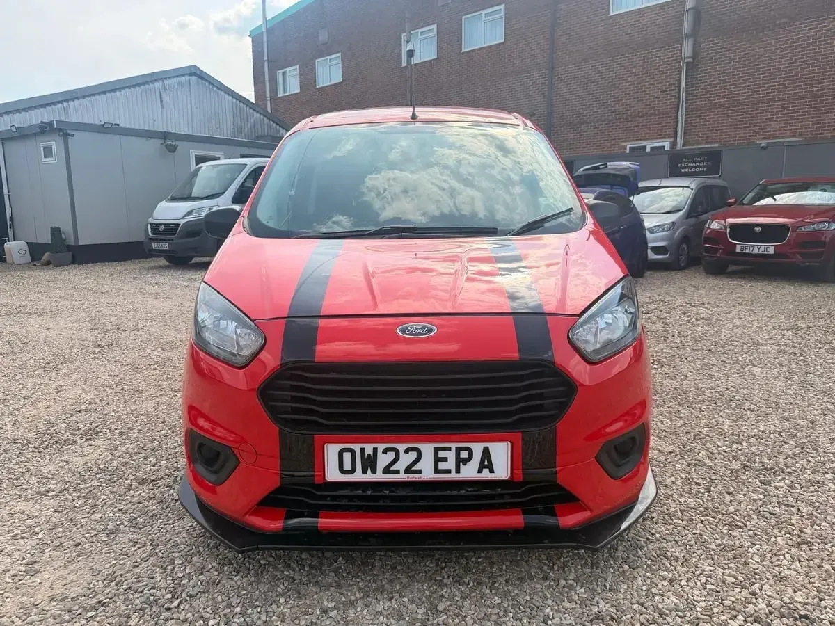 Used Ford Transit Courier S 2022 Red Van