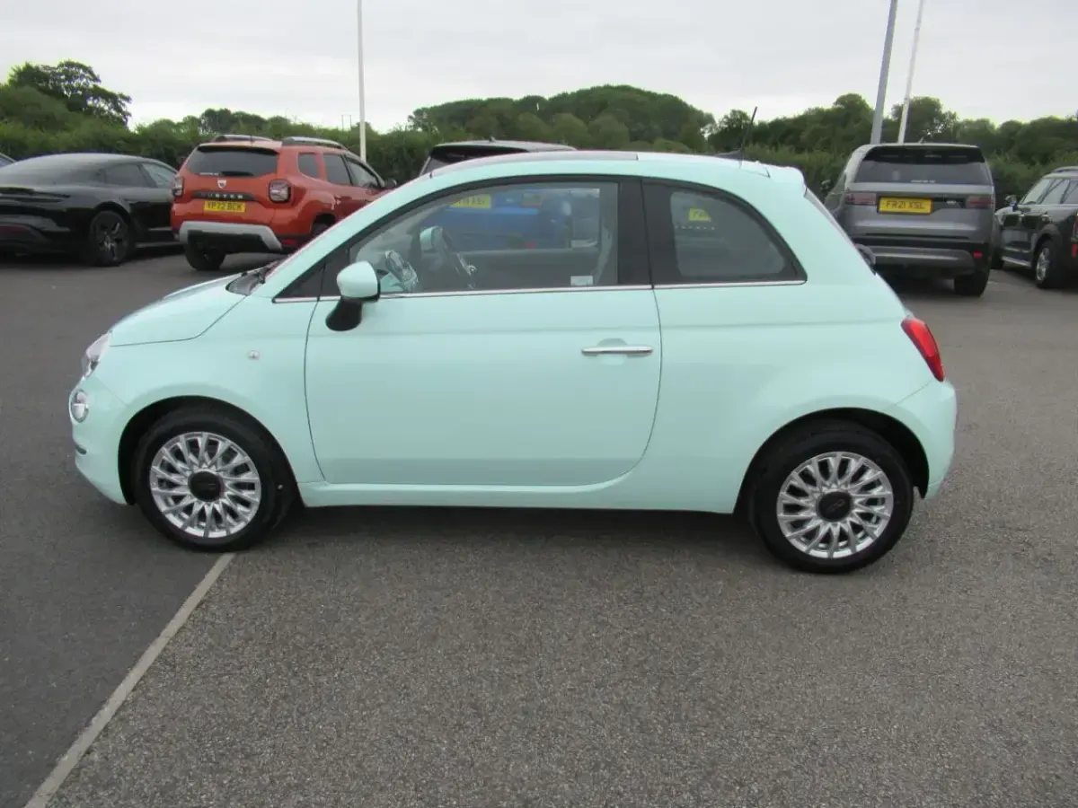 Used Fiat 500 Lounge 69 HP (50 kW) 2018 Green Hatchback