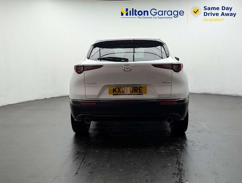 Begagnad Mazda CX-30 Inclusive 2021 Vit SUV